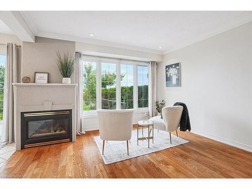 55 Edgewater Drive, Stoney Creek, ON - Indoor Photo Showing Living Room With Fireplace