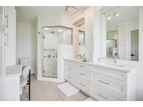 55 Edgewater Drive, Stoney Creek, ON - Indoor Photo Showing Bathroom