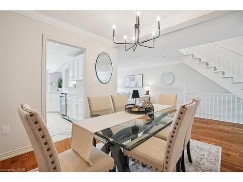 55 Edgewater Drive, Stoney Creek, ON - Indoor Photo Showing Dining Room