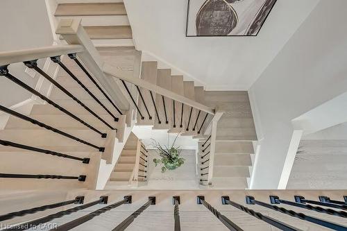 7123 White Pine Court, Mississauga, ON - Indoor Photo Showing Other Room