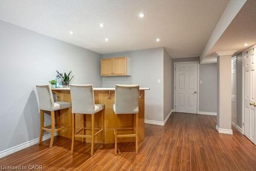 7123 White Pine Court, Mississauga, ON - Indoor