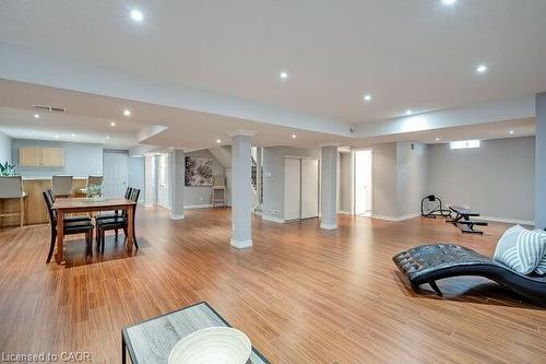 7123 White Pine Court, Mississauga, ON - Indoor