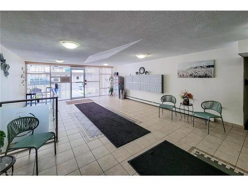 108-510 Queenston Road, Hamilton, ON - Indoor Photo Showing Other Room