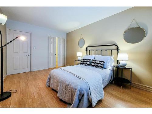 108-510 Queenston Road, Hamilton, ON - Indoor Photo Showing Bedroom