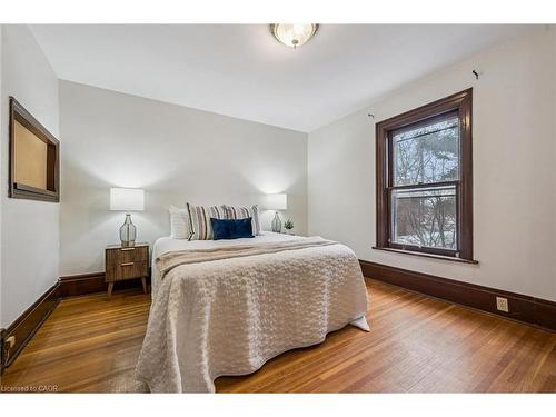 240 Paisley Street, Guelph, ON - Indoor Photo Showing Bedroom