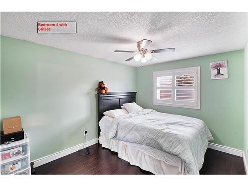 112 Hollyridge Crescent, Kitchener, ON - Indoor Photo Showing Bedroom