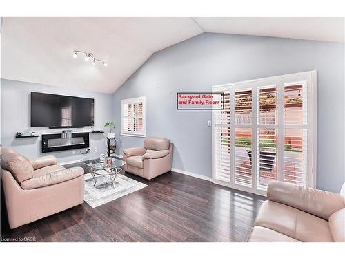 112 Hollyridge Crescent, Kitchener, ON - Indoor