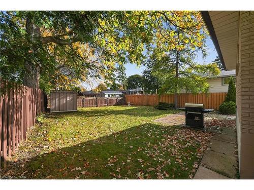 120 Kinross Street, Caledonia, ON - Outdoor With Backyard