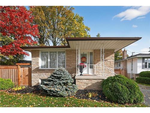 120 Kinross Street, Caledonia, ON - Outdoor With Deck Patio Veranda