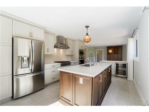 9 Elite Road, Caledon, ON - Indoor Photo Showing Kitchen With Double Sink With Upgraded Kitchen