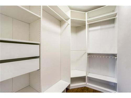 9 Elite Road, Caledon, ON - Indoor With Storage