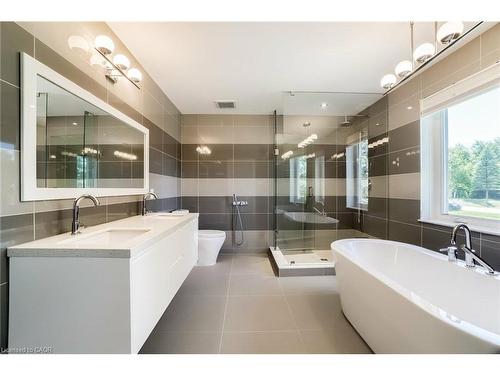 9 Elite Road, Caledon, ON - Indoor Photo Showing Bathroom