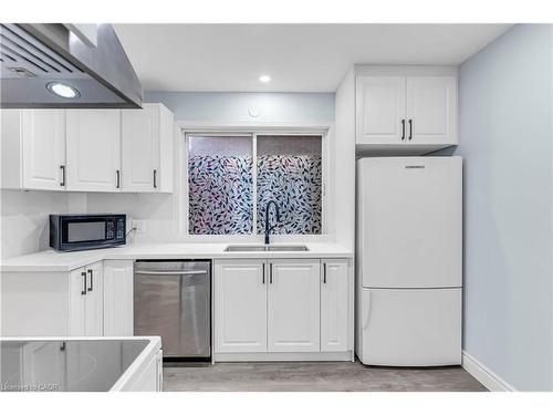 392 Victoria Street S, Kitchener, ON - Indoor Photo Showing Kitchen With Double Sink