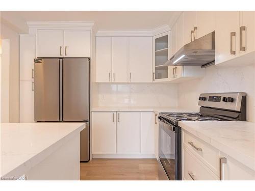 288-100 Brownleigh Avenue, Welland, ON - Indoor Photo Showing Kitchen With Upgraded Kitchen