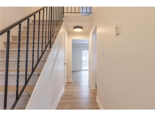 288-100 Brownleigh Avenue, Welland, ON - Indoor Photo Showing Other Room