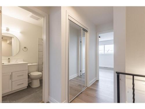 288-100 Brownleigh Avenue, Welland, ON - Indoor Photo Showing Bathroom