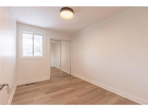 288-100 Brownleigh Avenue, Welland, ON - Indoor Photo Showing Other Room