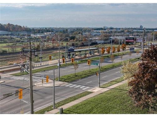 604-1100 Courtland Avenue E, Kitchener, ON - Outdoor With View
