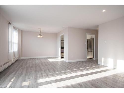 604-1100 Courtland Avenue E, Kitchener, ON - Indoor