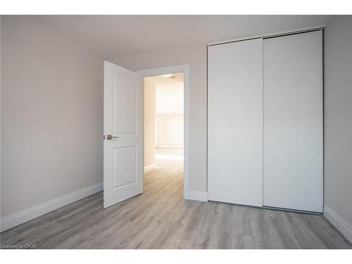 604-1100 Courtland Avenue E, Kitchener, ON - Indoor Photo Showing Other Room