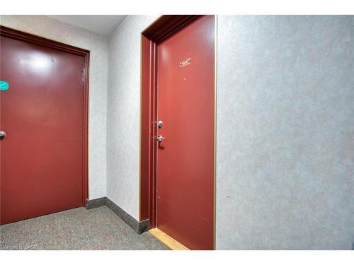 604-1100 Courtland Avenue E, Kitchener, ON - Indoor Photo Showing Other Room