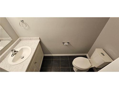 52 Wheat Lane, Kitchener, ON - Indoor Photo Showing Bathroom