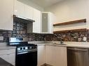 2-158 Wellington Street S, Hamilton, ON  - Indoor Photo Showing Kitchen 