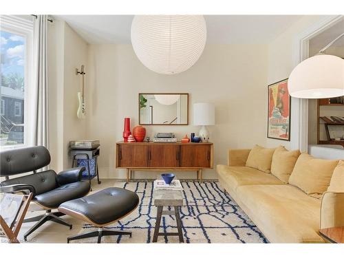 48 Liberty Street, Hamilton, ON - Indoor Photo Showing Living Room