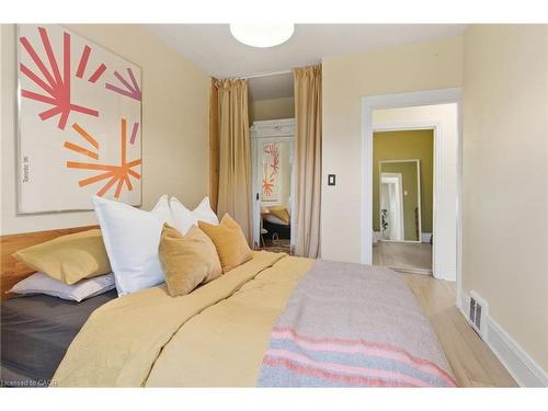 48 Liberty Street, Hamilton, ON - Indoor Photo Showing Bedroom