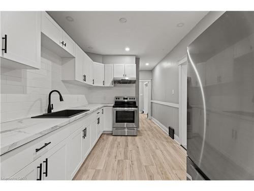 88 Gage Avenue S, Hamilton, ON - Indoor Photo Showing Kitchen With Upgraded Kitchen