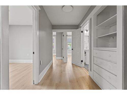 88 Gage Avenue S, Hamilton, ON - Indoor Photo Showing Other Room