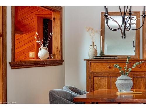 70 Home Street, Hamilton, ON - Indoor Photo Showing Other Room