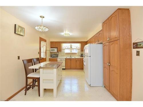 122 Mount Albion Road, Hamilton, ON - Indoor