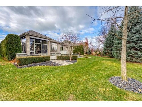 1221 Mike Weir Drive, Sarnia, ON - Outdoor