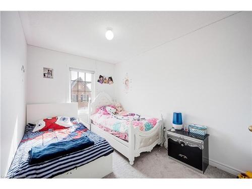 46 Sea Drifter Crescent, Brampton, ON - Indoor Photo Showing Bedroom