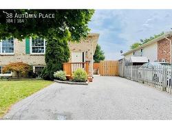 38 Autumn Place  St. Catharines, ON L2P 3W5