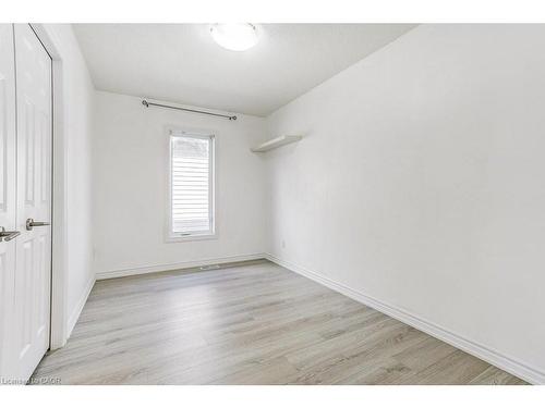 318 Old Huron Road, Kitchener, ON - Indoor Photo Showing Other Room