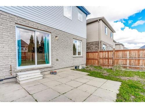 318 Old Huron Road, Kitchener, ON - Outdoor With Exterior