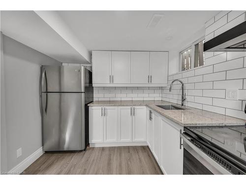 Lower-143 Highridge Avenue, Hamilton, ON - Indoor Photo Showing Kitchen With Upgraded Kitchen