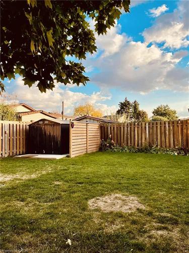 Lower-143 Highridge Avenue, Hamilton, ON - Outdoor