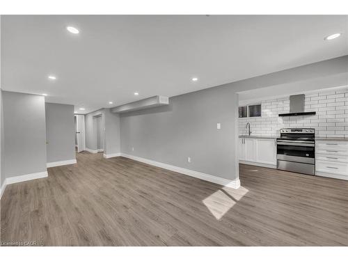 Lower-143 Highridge Avenue, Hamilton, ON - Indoor