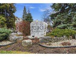 7-3230 New Street  Burlington, ON L7N 1M8