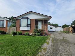 2-75 Edwina Court  Hamilton, ON L8V 4M2