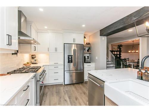 159 Country Clair Street, Kitchener, ON - Indoor Photo Showing Kitchen With Upgraded Kitchen