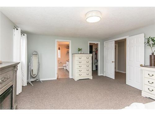 159 Country Clair Street, Kitchener, ON - Indoor Photo Showing Bedroom