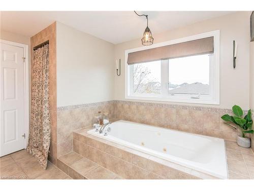 159 Country Clair Street, Kitchener, ON - Indoor Photo Showing Bathroom