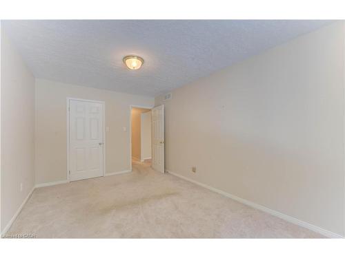 14-50 Midland Drive, Kitchener, ON - Indoor Photo Showing Other Room