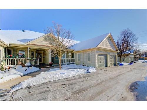 14-50 Midland Drive, Kitchener, ON - Outdoor