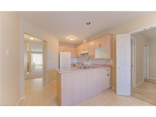 14-50 Midland Drive, Kitchener, ON - Indoor Photo Showing Kitchen With Double Sink