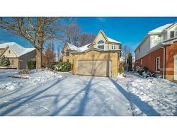 LOWER-262 Pioneer Tower Road  Kitchener, ON N2P 2H8